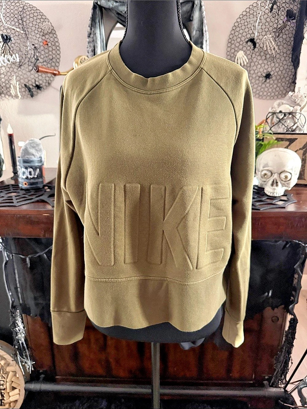Nike Womens Adri-Fit Get fit Training Crew Sweatshirt